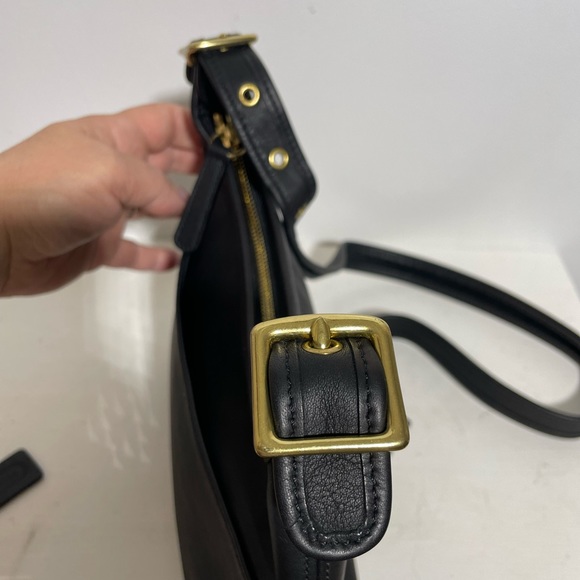 COACH LEGACY #9136 leather crossbody in Black